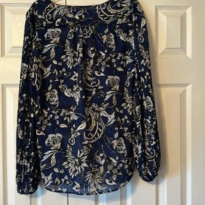 White House Black Market Size 14 top